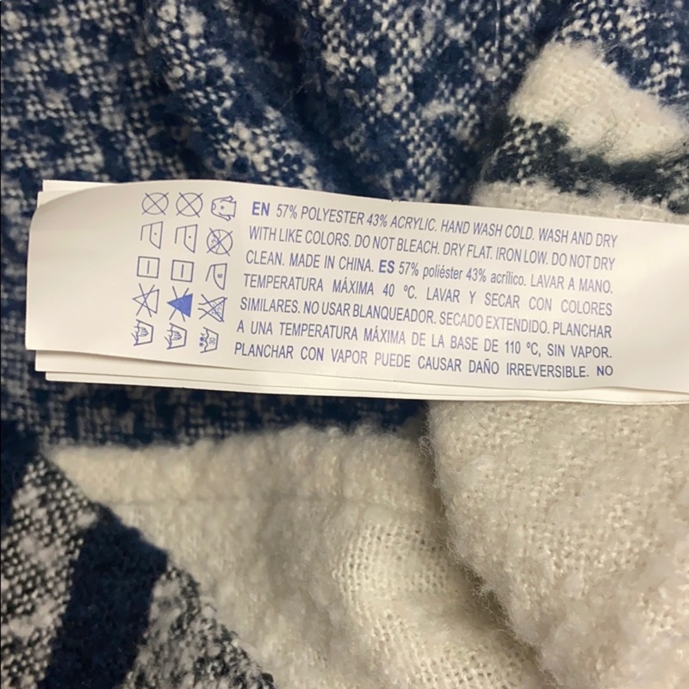 Forever 21 Blue Plaid Poncho - Picture 10 of 10